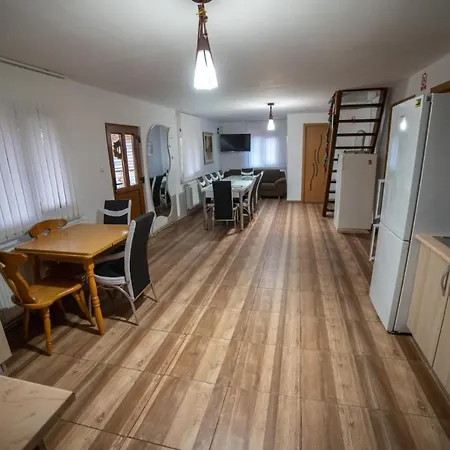 Tatiana Guest house *